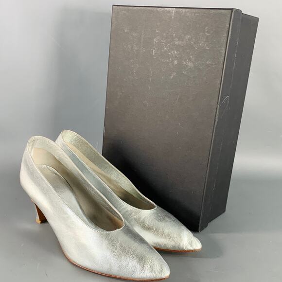 MARTINIANO Size 7.5 Metallic Silver Kidskin Leather Pointed Toe Pumps - Picture 9 of 10